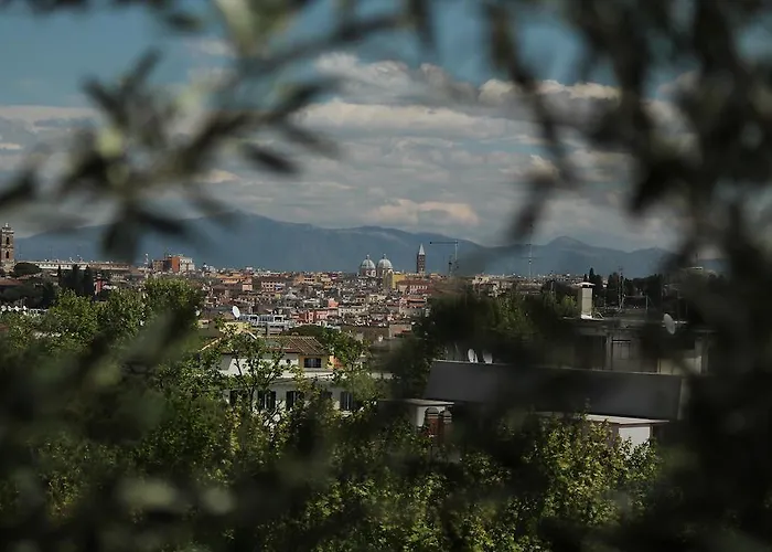 Trastevere Belvedere 4* Рим